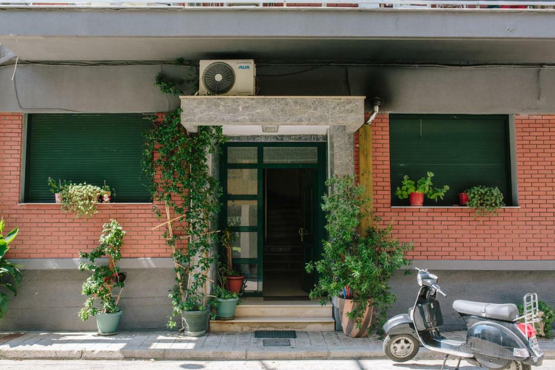 Cosy Downtown Studio - Suite Komotini Exterior photo